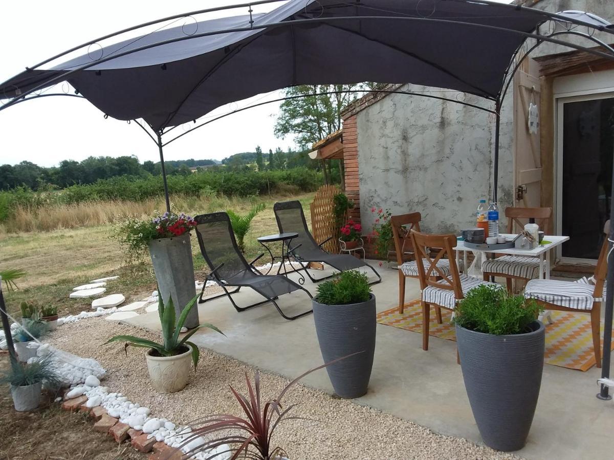 Charmante Dependance En Campagne Samatan Exterior photo